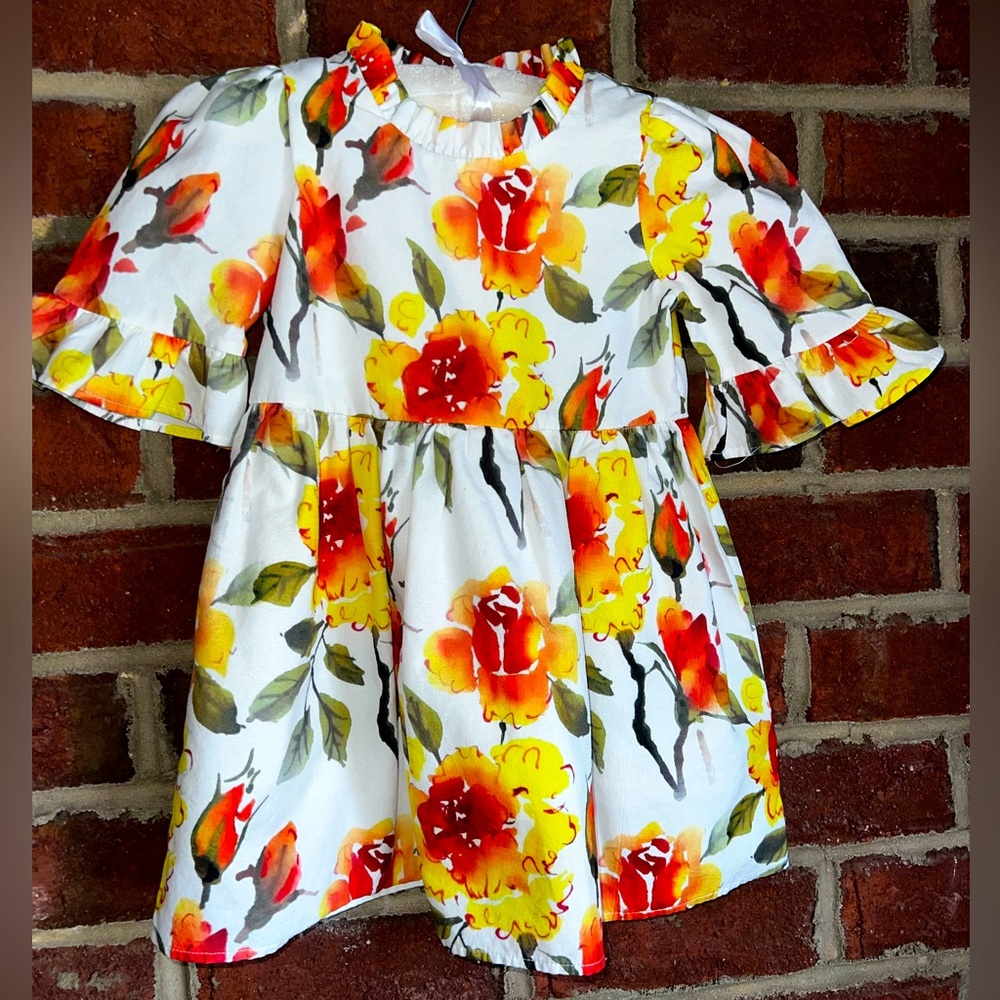 Cute floral little girls dress.